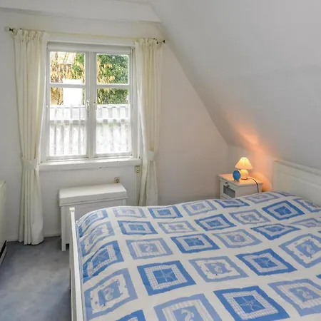 1 Bedroom In *